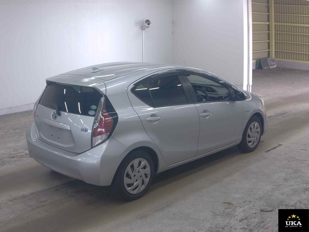 2015 Toyota Aqua