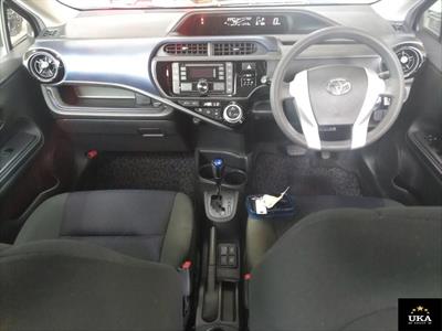 2015 Toyota Aqua - Thumbnail