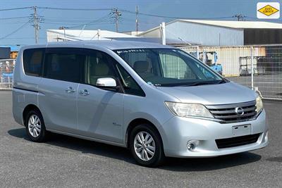 2013 Nissan Serena