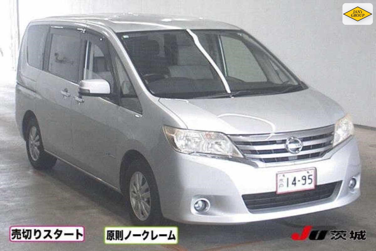 2013 Nissan Serena