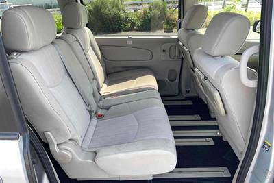 2013 Nissan Serena - Thumbnail