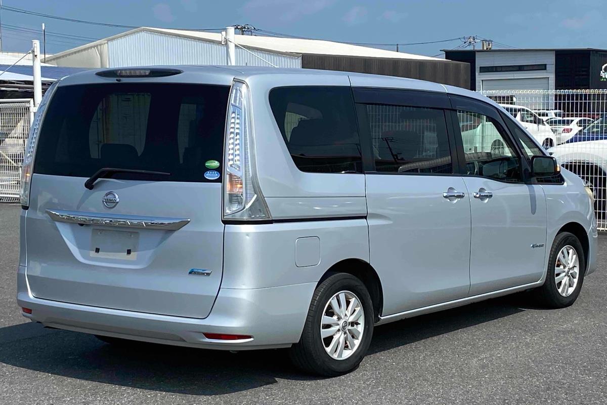 2013 Nissan Serena