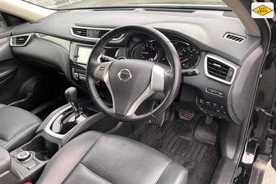 2017 Nissan X-Trail - Thumbnail