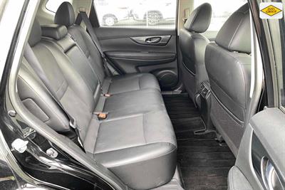 2017 Nissan X-Trail - Thumbnail