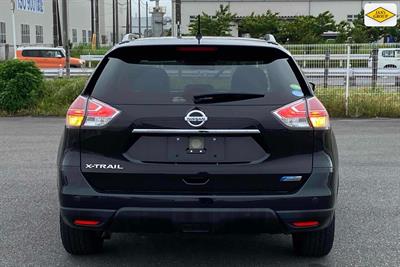 2017 Nissan X-Trail - Thumbnail